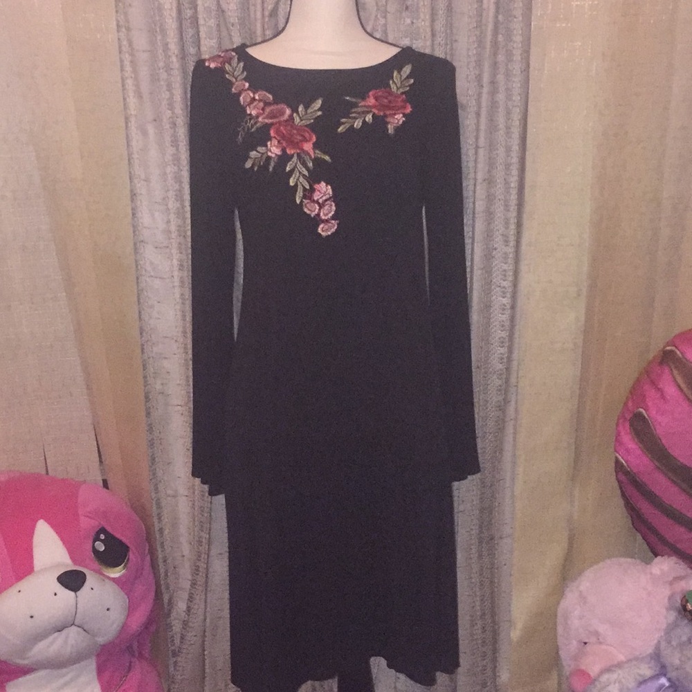 Embroidered Floral Midi Dress